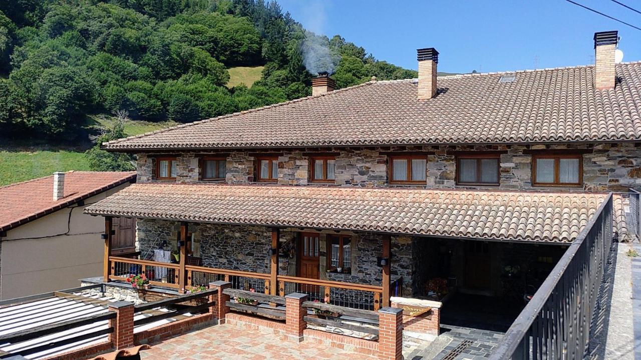 Casa Gayón Pola de Allande Exterior foto